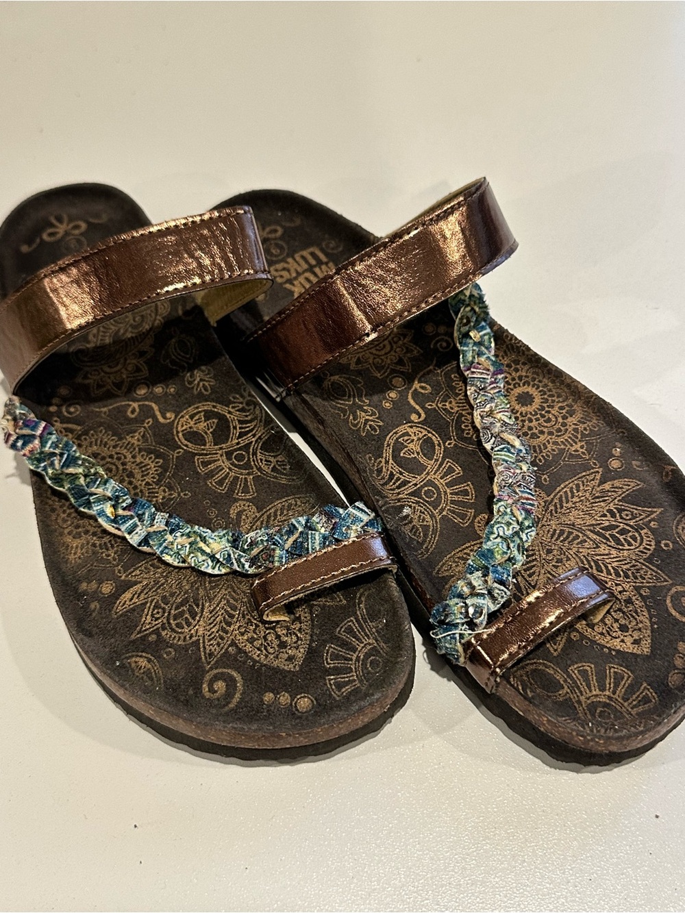 Muk Luks Brown Metallic Braided Thong Sandals with Multicolor Accent